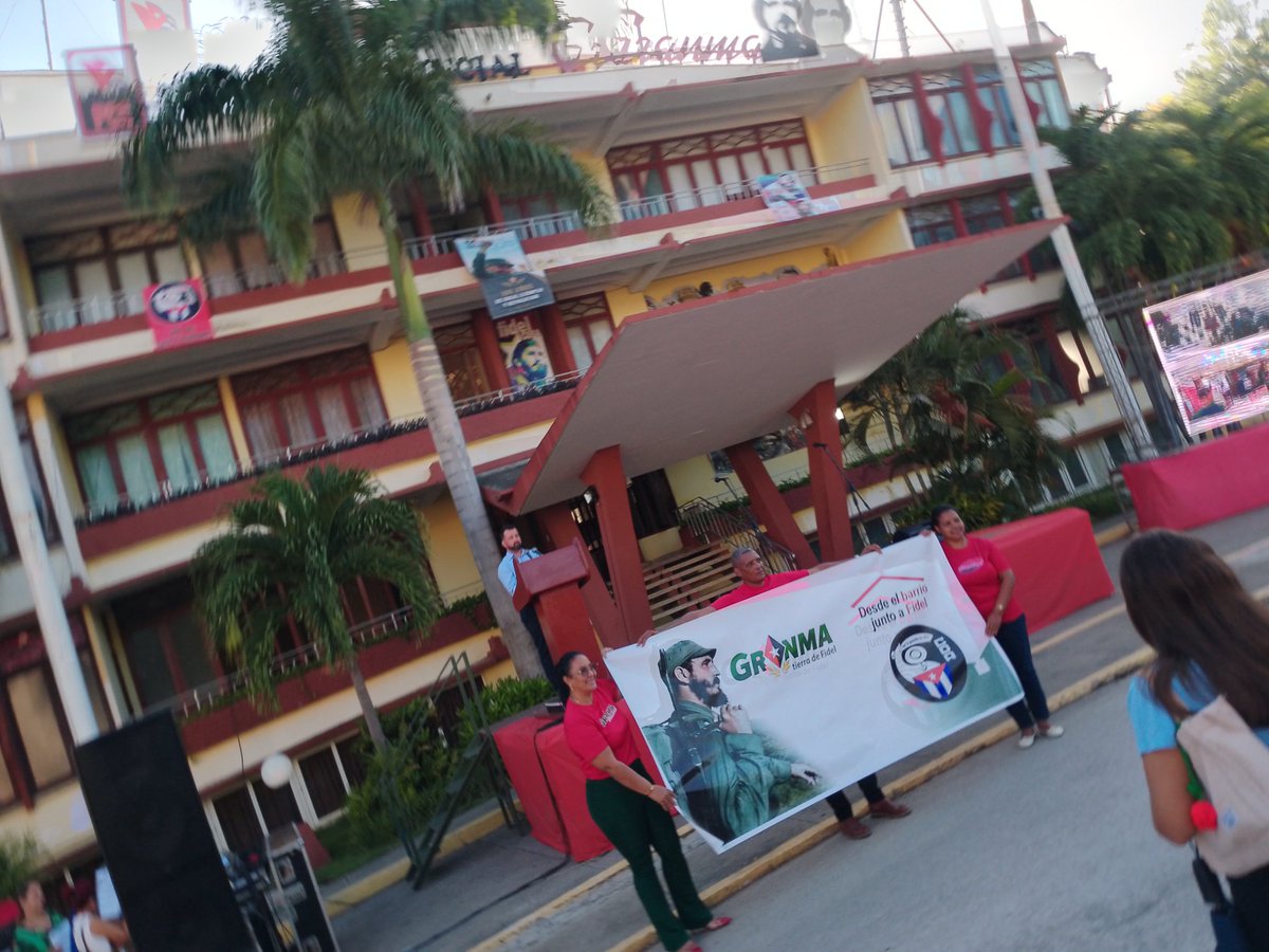 EduardoVeraRem1's tweet photo. @CEPGranma . Matutino especial en saludo a los 66 Aniversario de la Creación de los Comité de Defensa de la Revolución. #JuntosPorLaDemocracia.
#CDRGranma.
@Elecciones_Cuba 
@AlinaBalse87002 
@ramospor_cuba 
@Marielarp_ 
@migd https://t.co/tMZdGnf5rl