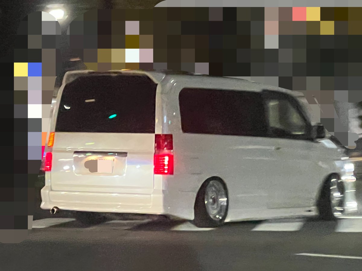 ipsa2000's tweet photo. 超カッコいいRFステップワゴン見掛けて神 https://t.co/yFuhzFSy0n