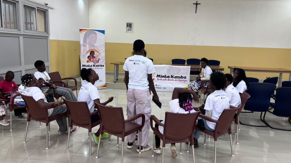 mwanapwoLS's tweet photo. Está a decorrer, em Luanda, município de Sambizanga, no Lar Dom Bosco, uma formação no âmbito do Projecto Minha Kamba.
📍
SEGUIMOS 🏃🏽♀️🥳💪🏾🎉
#MinhaKamba #Formação #Luanda #Sambizanga #LarDomBosco #Juventude #Direitos #Seguimos
UNICEF Angola https://t.co/WwXaG2TCJ3
