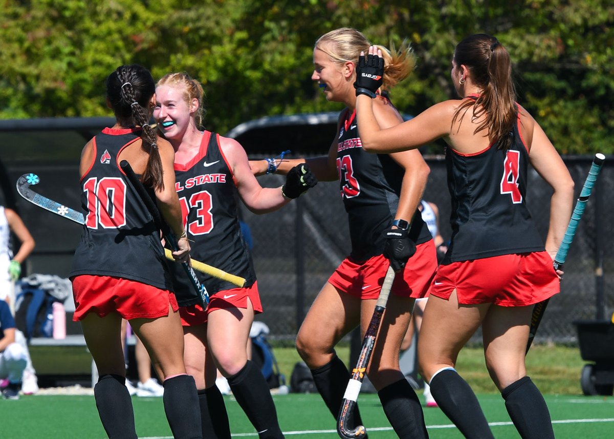 StrempkaGallery's tweet photo. Lots to celebrate in Sunday’s @BallStateFH 3-1 win over Longwood! #ChirpChirp #WeFly https://t.co/LnFHGLJdhr