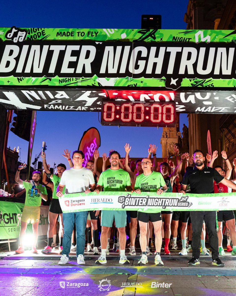 BinterNightRun's tweet photo. Nuestro agradecimiento al @zaragoza_es  y @zaragozadeporte, así como a todas las instituciones y empresas que han formado parte de este gran evento.

¡Gracias por acompañarnos y hacer posible una noche tan especial!

#binternightrun #binter #Heraldo #Zaragoza https://t.co/ZLXM4AaFGB