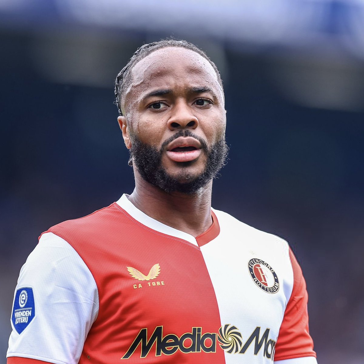 ActuFoot_'s tweet photo. 🚨🚨 RAHEEM STERLING 🏴󠁧󠁢󠁥󠁮󠁧󠁿 A ÉTÉ PROPOSÉ AU HAVRE… QUI A DIT NON !!! 😳❌

Le club normand estimait être déjà très bien fourni à ce poste.

Un deuxième club de Ligue 1 a également été sondé par l’entourage du joueur mais la réponse fut identique.

🗞️ @footmercato https://t.co/s8mqBlEKpb