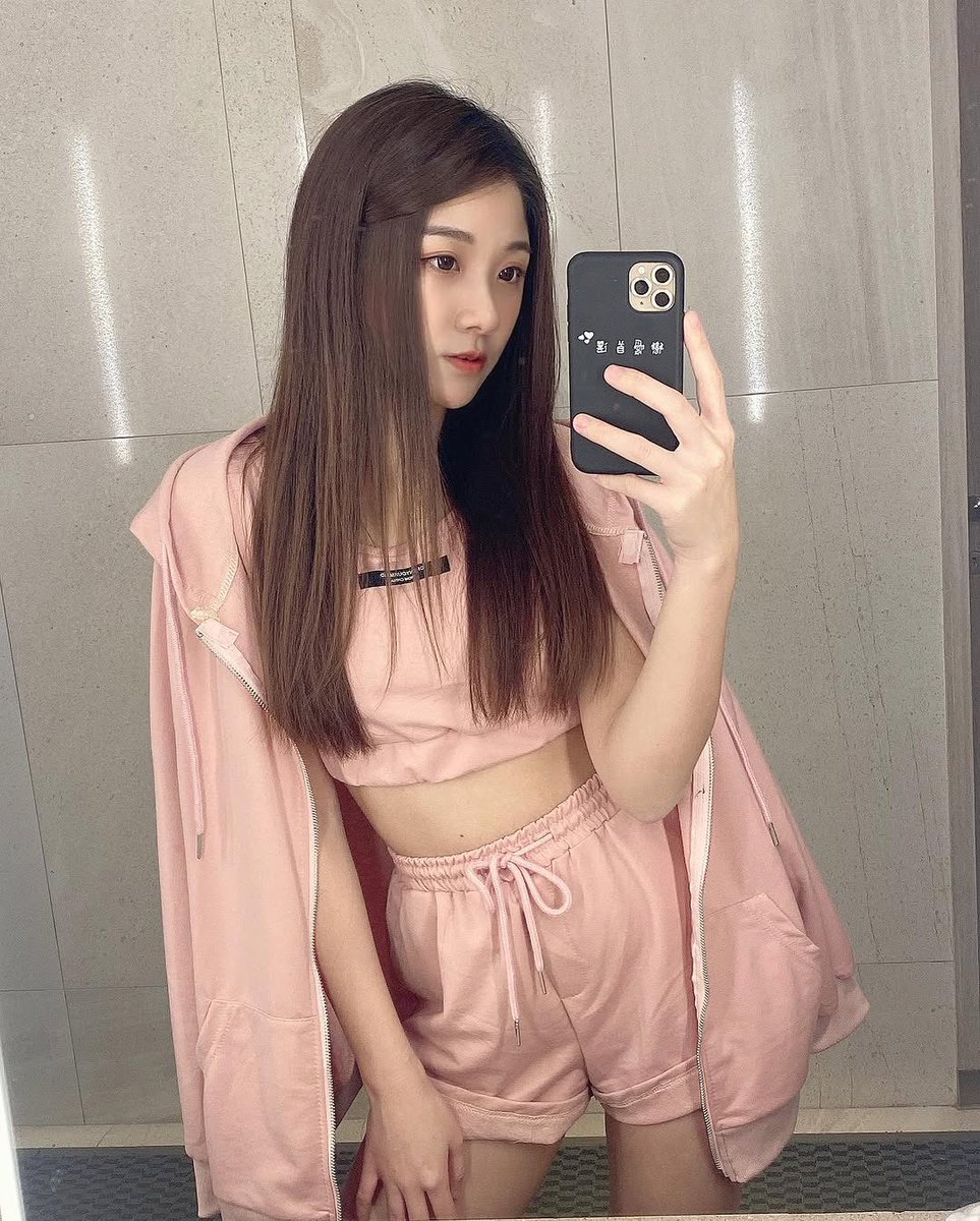 AmyKuo7's tweet photo. 這樣身材還有人喜歡嗎

不嫌棄護理師按❤️ https://t.co/xDu4oBr6x2