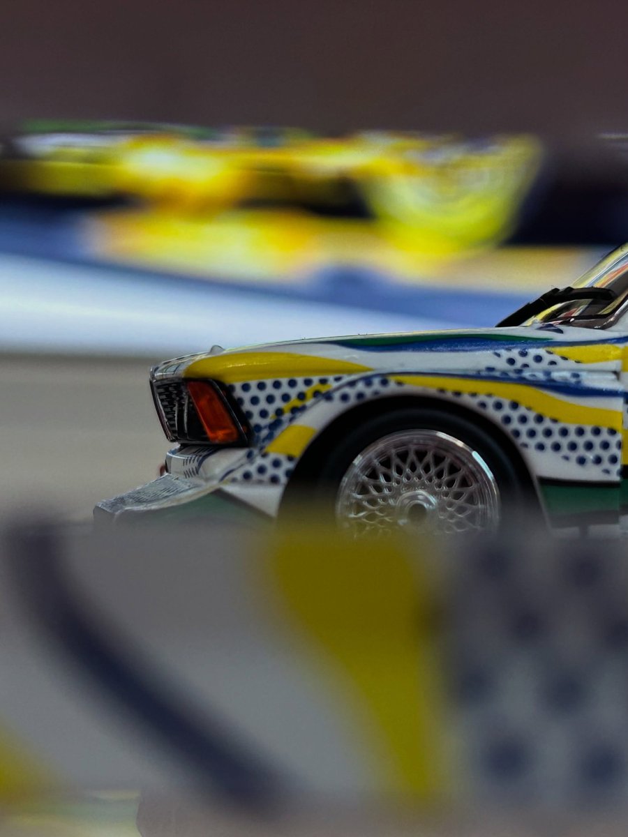 AutosMinisTacot's tweet photo. 🎨 En exclusivité chez Tacot, la BMW 320i E21 Gr.5 Art Car de 1977 signée Roy Lichtenstein en Édition Constructeur 1/43 !
#bmw #norev #143scale https://t.co/dQor4cdQrK