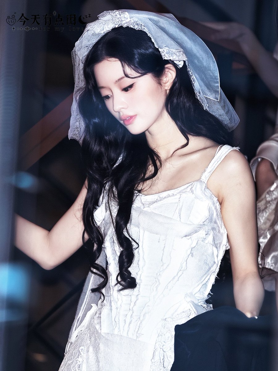 minjuscloud's tweet photo. pure beauty 🤍

#minju #illit #민주 #아일릿 #ミンジュ https://t.co/t1qtXj0DT2