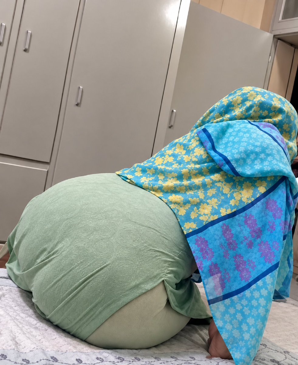 Alimaamna's tweet photo. اسلام و علیکم و رحمت للہ

اپنے اخلاق کو بہترین بنائیں کیونکہ انسان اپنے اخلاق سے پہچانا جاتا ہے🖤 https://t.co/oxBOClPt6q