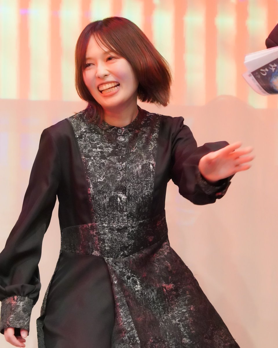 0v0_0a0_0x0's tweet photo. 覚醒中のよしおかさん、写真見返したら信じられんくらい楽しそうな顔してた https://t.co/fPqY3sGcTF