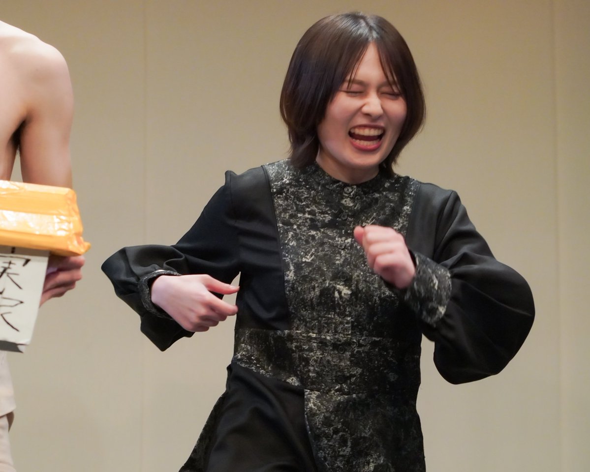 0v0_0a0_0x0's tweet photo. 覚醒中のよしおかさん、写真見返したら信じられんくらい楽しそうな顔してた https://t.co/fPqY3sGcTF
