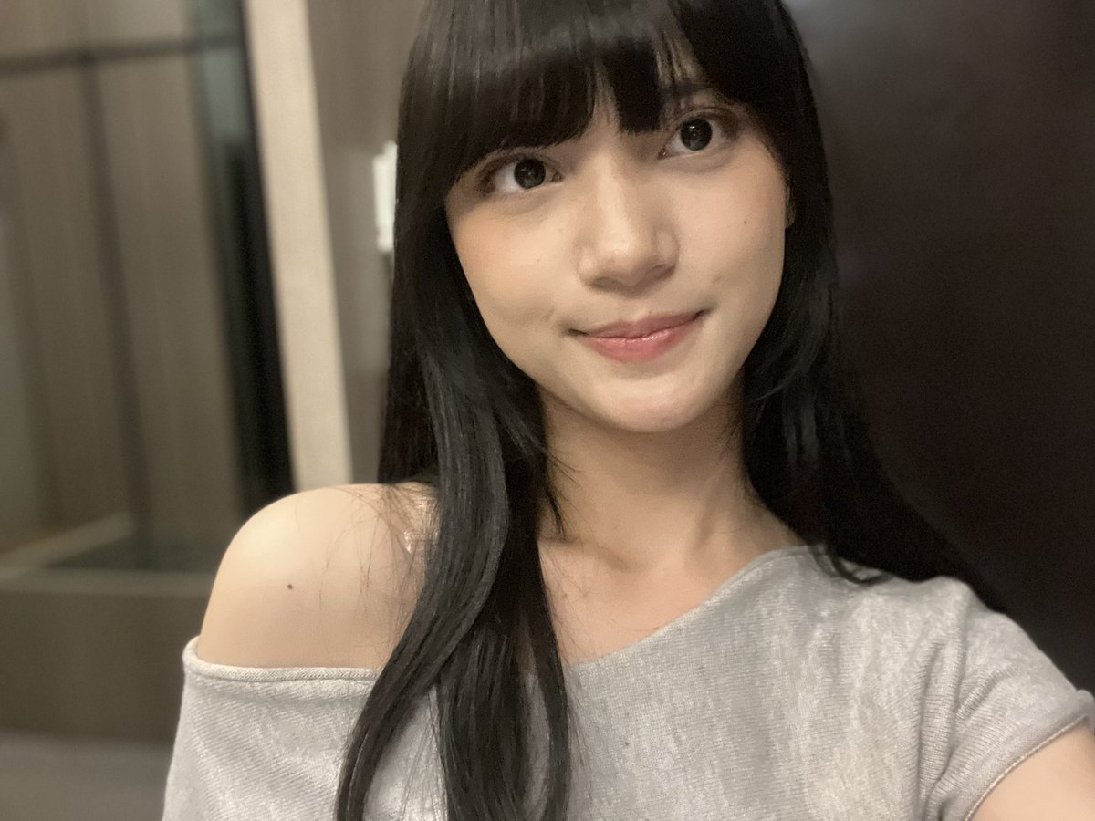 A_VirgiJKT48's tweet photo. terimakasih banyak untuk vc hari ini senang syekali ngobrol sama kalian hehe apapun yang sekarang lagi kalian jalanin semangat yah !! #VirCall https://t.co/6fyeu5bxsg