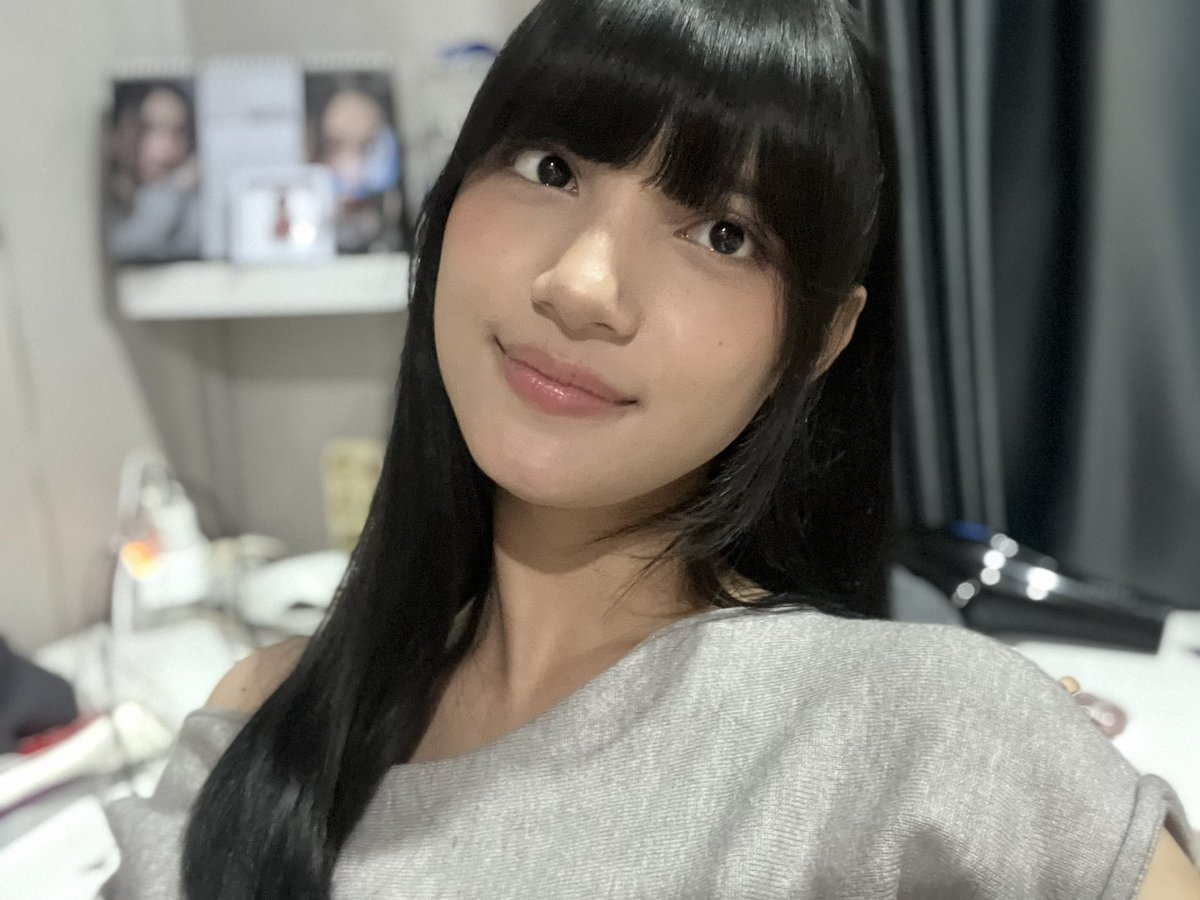A_VirgiJKT48's tweet photo. terimakasih banyak untuk vc hari ini senang syekali ngobrol sama kalian hehe apapun yang sekarang lagi kalian jalanin semangat yah !! #VirCall https://t.co/6fyeu5bxsg