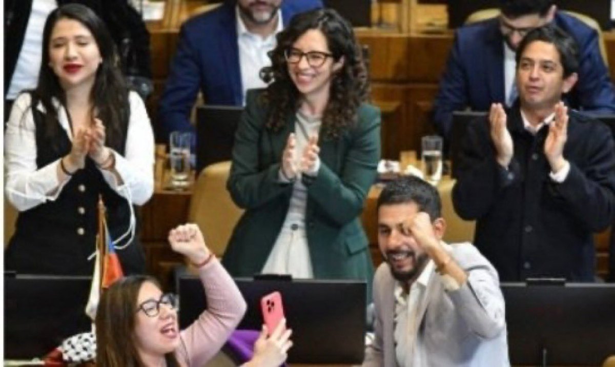 Jimoya82's tweet photo. @GaelYeomans @ClintJoselito Son una basura !!!!!! https://t.co/XL0Vb8glrQ