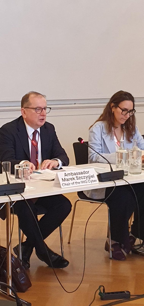 PLinOSCE's tweet photo. 1/2
Amb. @MarekJSzczygiel chaired today in 🇨🇭Zug the 3rd meeting of the #OSCE IWG/Cyber in 2026. 

Kudos to @SwitzerlandOSCE for hosting us.

Most OSCE participating States voiced strong support for cybersecurity of Ukraine🇺🇦. https://t.co/SrWhfHmA1B
