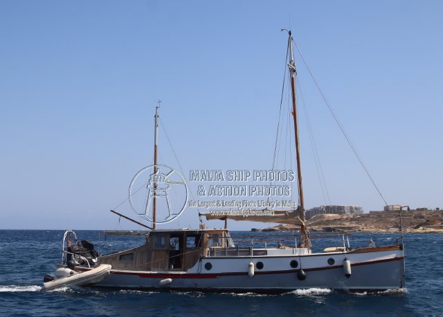 Shipguru's tweet photo. #1909built former Admiralty #pinnance now #sailingyacht #CONDORLINE #approaching #grandharbourmalta - 12.09.2026 - https://t.co/uAH1qB2pON - NO PHOTOS can be used or manipulated without our permission @worldshipsoc @ShippingTV @ShippingMag @ShipsMonthly @ybw @key2med @Gibdan1 https://t.co/j07woXergq