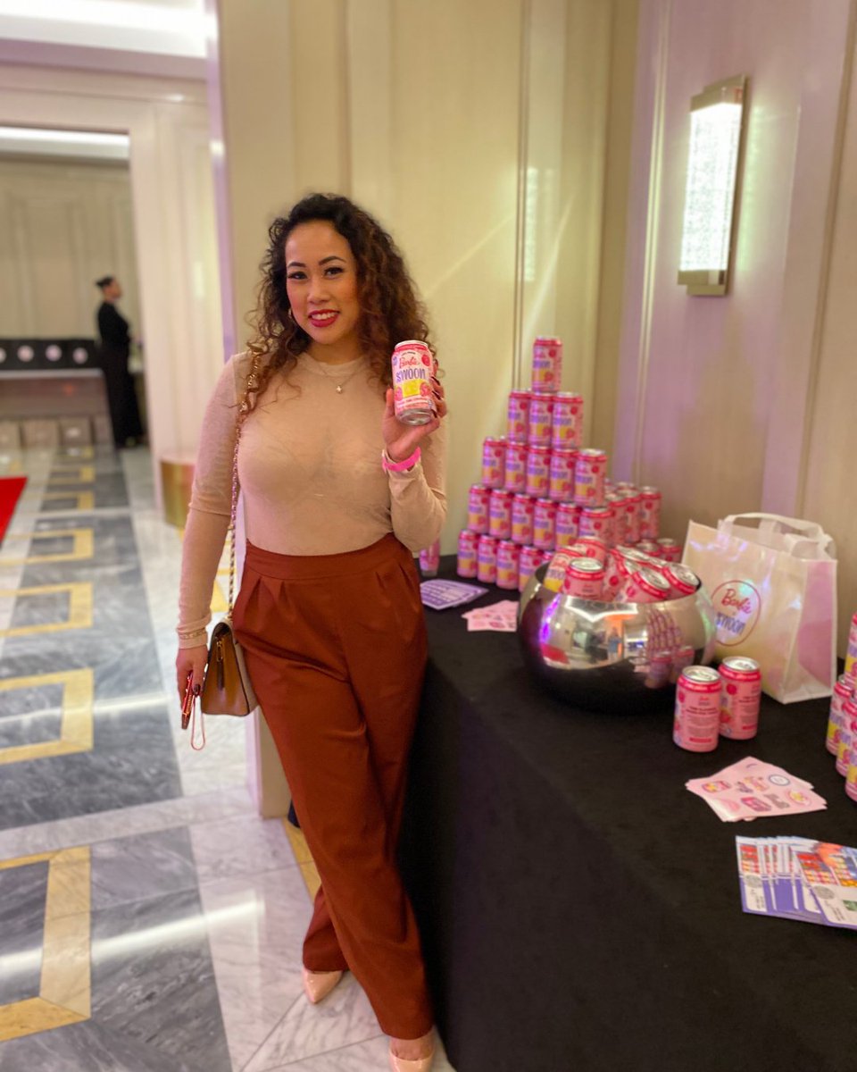 thebrickellbabe's tweet photo. Emily took the stage at What She Said and reminded everyone why BB exists in the first place.

BB showed up in full force to support our founder and the room was locked in the entire time. If you missed it, you already know what to do.

Link in bio to join our membership. 💬 https://t.co/ApDMe3FELy