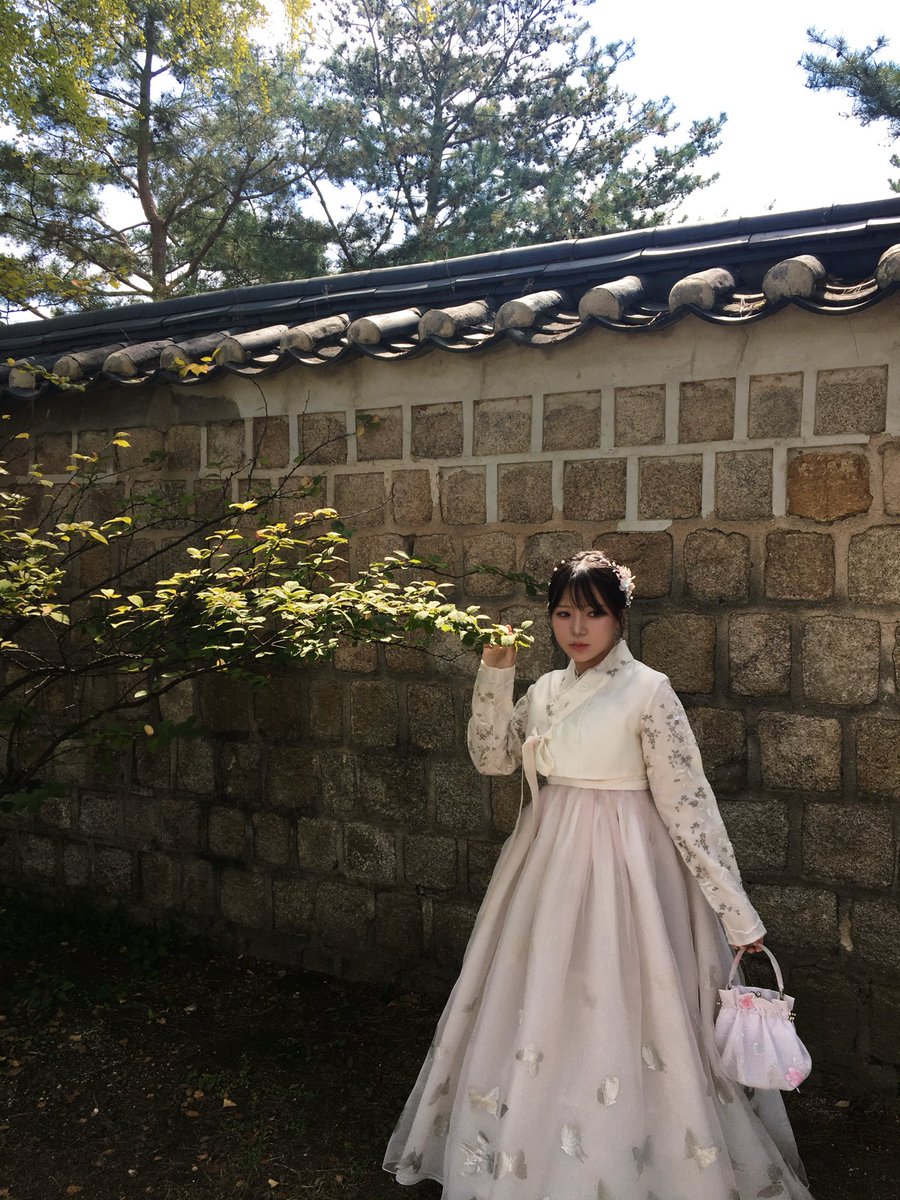 siyeon0923_'s tweet photo. ㅎㅂ ㅅㄱㅎ https://t.co/L4NF9dd4TC