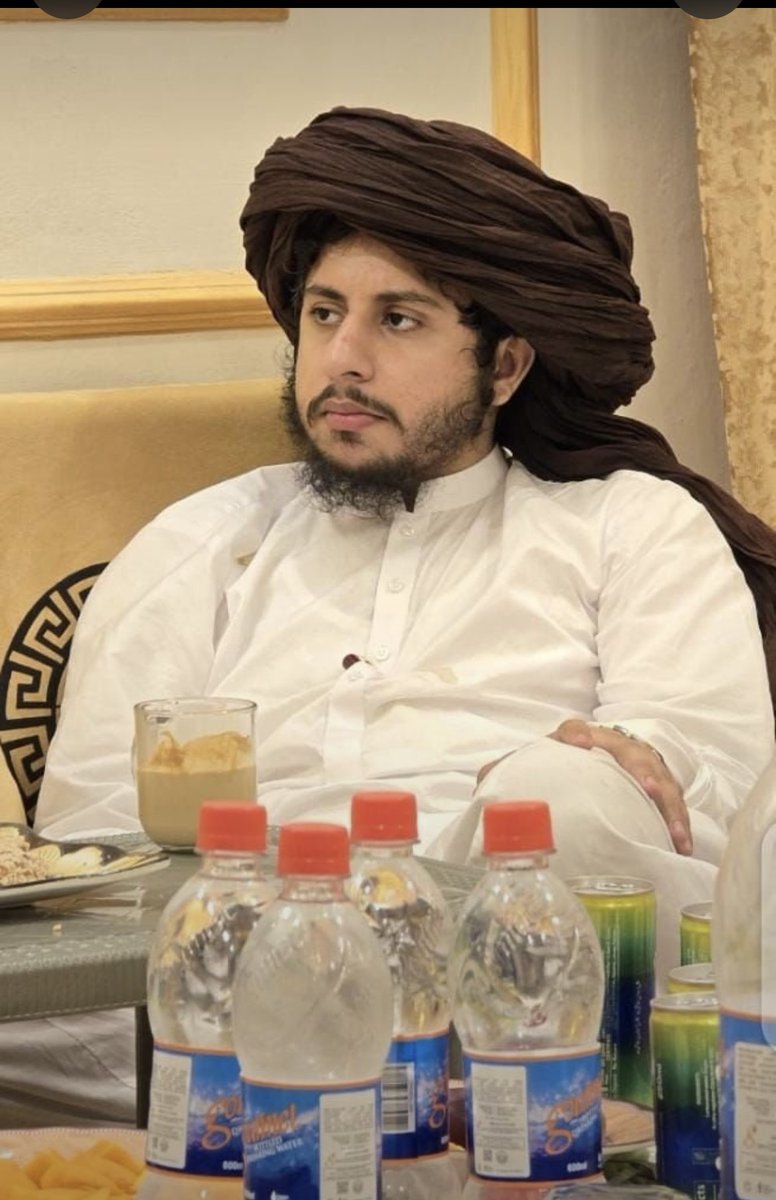 Bajwafs1's tweet photo. #ملنگ_قبیلہ جنہیں دیکھ کر شام نہیں ڈھلتی تھی
ایک سال ہونے والا ہے 
😭😭 https://t.co/QcJ740vSdH