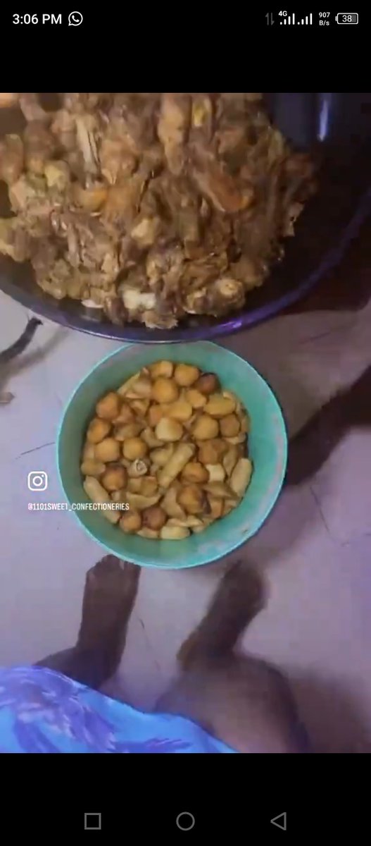 Transporterr007's tweet photo. @onlinewitola You won sell open food wey cat dey walking freely...cat wey dey give TB ( dry cough) https://t.co/BIZdmCKosp