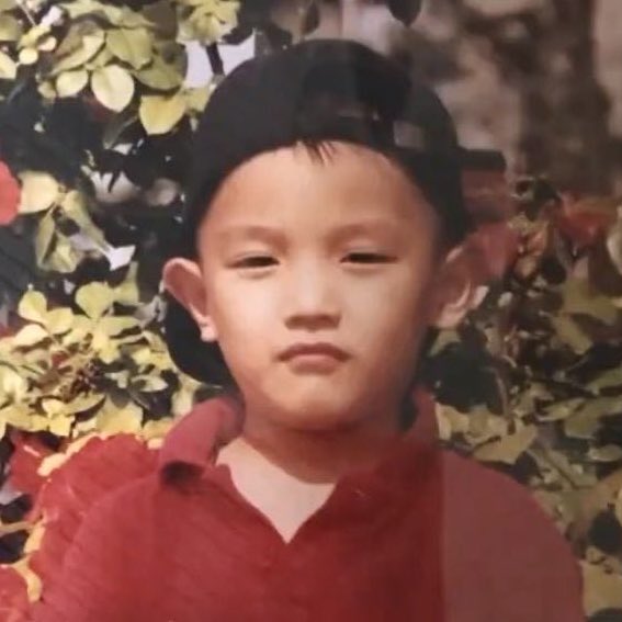 taeoxofiles's tweet photo. still the same taeyong🥹 https://t.co/7o5nUUtxGt