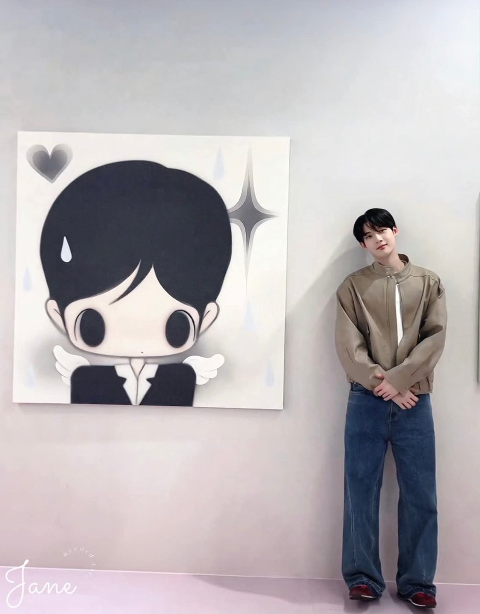 SikWooishere's tweet photo. His striking posture and model-like body proportions are simply breathtaking.

WE STAND WITH KIM YOONSIK
#KIMYOONSIK
#KIMYOONSIKSHINES https://t.co/aWQhPbSvKd