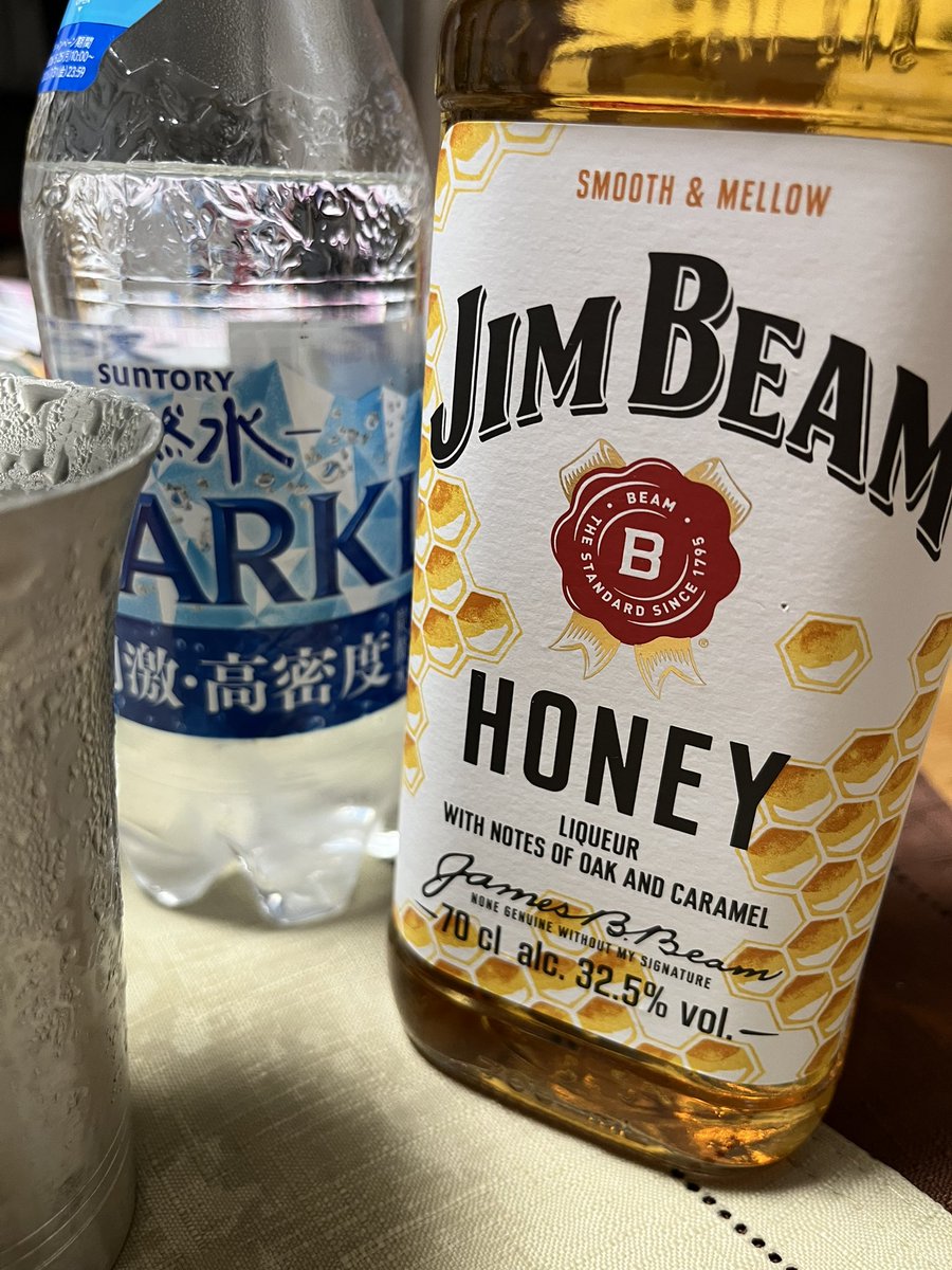 a_tyan0329's tweet photo. 寝酒しちゃうぞー！🍻 https://t.co/CZxfL3xBao
