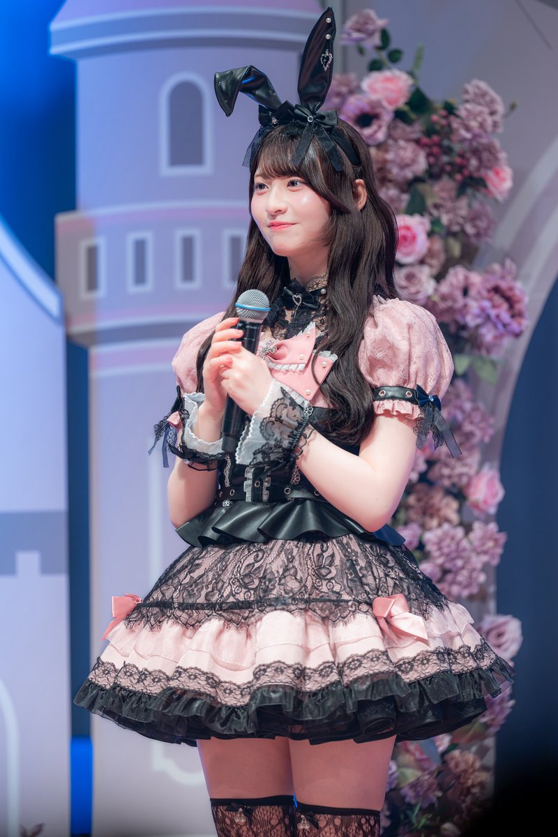 kisuke_ph's tweet photo. あむ&amp;もんちゃんで撮ってみたさあった🎞️
#逃げ水あむ #桜ひなの https://t.co/WOy1xdtCbH