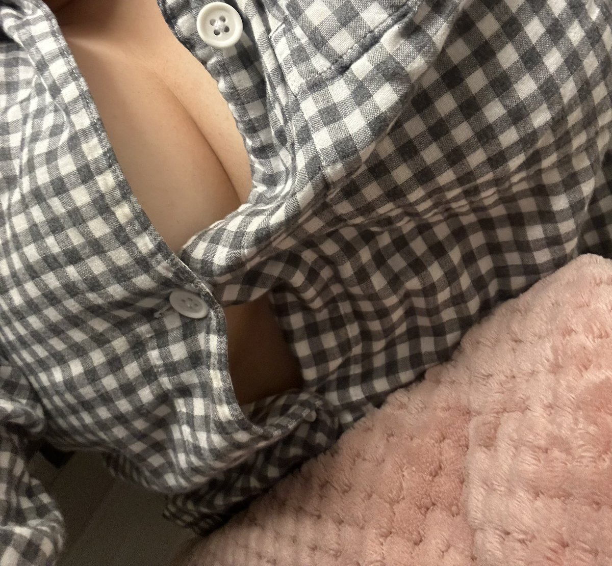 supercilious1's tweet photo. 무지 체크

#비떱 #뚱녀 #섹트 https://t.co/LRF0k1sS7J