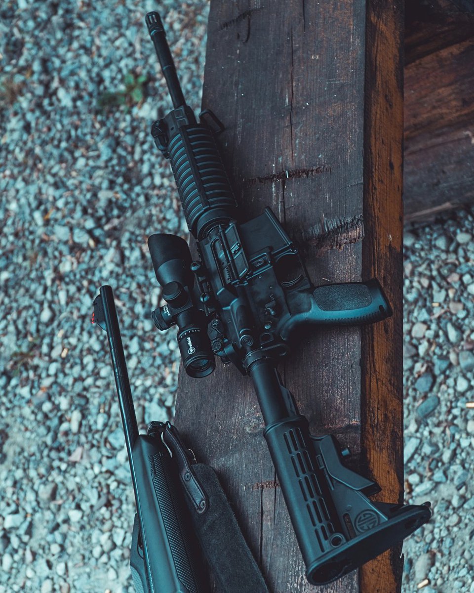 FirefieldTM's tweet photo. A little trigger time with Firefield behind the glass never hurts.
#Firefield #GetOnTarget https://t.co/DKC7juDzNb