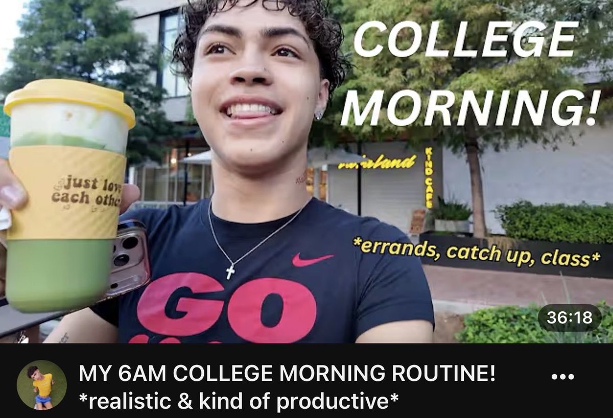 AnneLuvTheReUp's tweet photo. Thinking of going back to college next year 😭 https://t.co/igWIXxY5ai