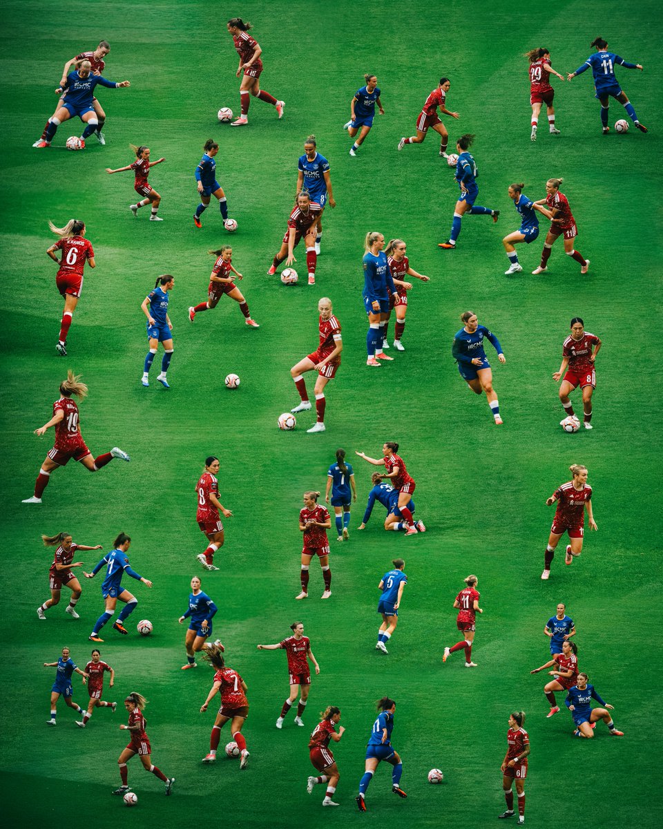 LiverpoolFCW's tweet photo. Action from Anfield 🔴🔵 https://t.co/cIMpQ1YFue