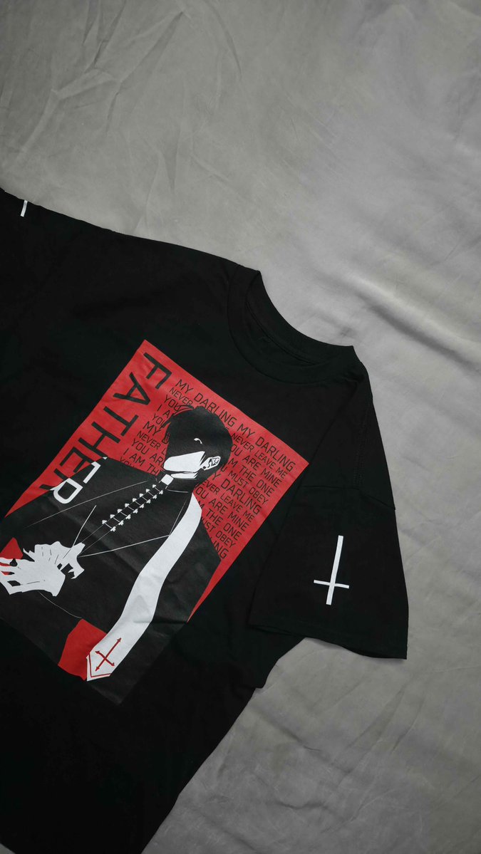 YanWatchesYou's tweet photo. Showcasing Merch Items that have arrived to their respective homes safely.

All pictures by Darlings. #MinYanvas https://t.co/JulwMx1JjG