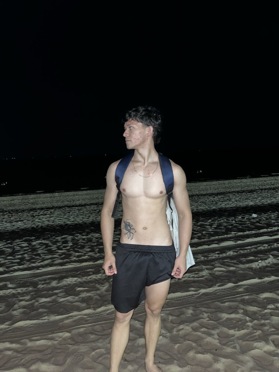 tamirescentral's tweet photo. @duarte_diogo001 e @danyeltrs acabam de se seguir no instagram, rumor de uma colaboração entre os dois ou apenas amizade nova ?

- Diogo Duarte é hetero e não tem nenhum registro público de colaboração com outros homens. https://t.co/bwLpwEfJ13