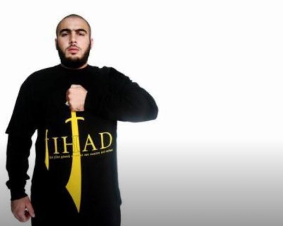 HendaAyari5's tweet photo. Le chanteur Médine est un ami proche et un adepte des enseignements du violeur Tariq Ramadan 🤮 https://t.co/N8P6iBuhQ8