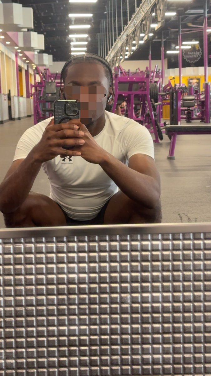 babyhendrix4_'s tweet photo. Who cashappin me today?🤦🏾‍♂️💰 #nfs #trending #viralㅤㅤ https://t.co/4yOpi1HEWB
