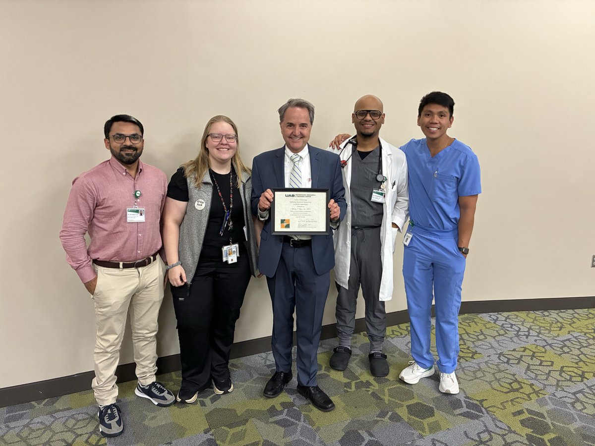 DrKeeksPhD's tweet photo. Today was our Dr. Jerry Jackson lecture where our @UAB_NRTC fellows invite a speaker!  It was so great to meet Dr. Anthony Bleyer and learn about MUCN1 and UMOD variants in kidney disease. https://t.co/wUcsCpYKTh