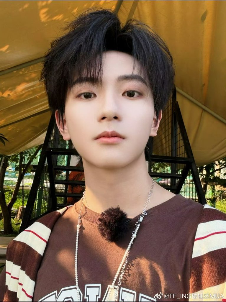 JiminBae411's tweet photo. Zhicheng’s outstanding performance wins countless praises, letting more global fashion lovers know about this talented young star.
ZHICHENG LOREAL SHOW

#MUZHICHENGxLorealParis

#MUZHICHENG https://t.co/5catBTYB0n