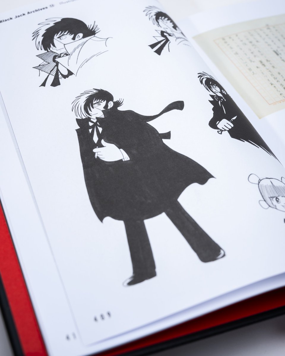KodanshaManga's tweet photo. We've got our hands on the upcoming Black Jack Deluxe 1, collecting a treasure trove of material from Osamu Tezuka's medical drama - which means you get an early peek at this amazing new release!

You can pre-order it here ahead of its release on 11/3: https://t.co/h4R6hoDUlE https://t.co/3GfJneorni