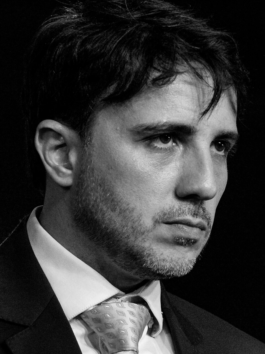neoaegean's tweet photo. 🇧🇷 Btw, I cannot understate just how important Renan Santos is. He is not a boomer reformer like Milei; he has Bardella-level "great man" potential.

First-worldifying Brazil, militarizing, creating a tropical Occidental superpower - do we Occidentals realize what that means?

We have lost the idea of civilizational struggle, "living space", etc., in large part because of the losses that we experienced in Algeria, Afghanistan, etc.

At the same time, we have lost the idea of the civilizational struggle shifting in favor of European or European-adjacent countries: the idea of South Africa "getting nukes" or Argentina "becoming one of the richest countries in the world" sounds insane to us, because we have literally not been allowed to shift things in our favor for the last few decades.

But we need to realize that Brazil first-worldifying would be incredibly good. Not only would the entire "resentful favela" element whither away, but it would massively expand the resource and geographical base of the Occident - which sounds cringey and basic, but it is literally relevant. Quantity will matter a lot more as global technological differences even out.

Simultaneously, if Brazil became a superpower, it would not merely add "a superpower" on the Occidental side of the civilizational struggle. It would add a superpower which became a superpower in the current world order.

What I mean is that it would not merely arithmetically "add to the strength" of the Occident. It would add a country which managed to:
- Build state capacity in the current world order,
- Achieve internal cohesion in the current world order,
- Militarize in the current world order,
And so on.

In this sense, Brazil would qualitatively strengthen the Occident, too. Even if, technologically, e.g., France remained superior to it, Brazil - like Israel or Turkey - would be a country that has gotten past the oikophobia that defines the current world order. It would make use of the resources which it has much more efficiently, resolve its demographics through a National Modernist psychology (which is present in Israel, too) - and, unlike Israel or Turkey, it would actually be Occidental!

Of course, Santos winning one election would not first-worldify Brazil, but his entire political being is directed toward this objective!

He is not just a boomer reformer who wants to "fight socialism", or a boomer hardliner who wants to "fight crime"; he is a civilizationist who has surrounded himself with the young men who could achieve these things.

Overall, I endorse Santos!