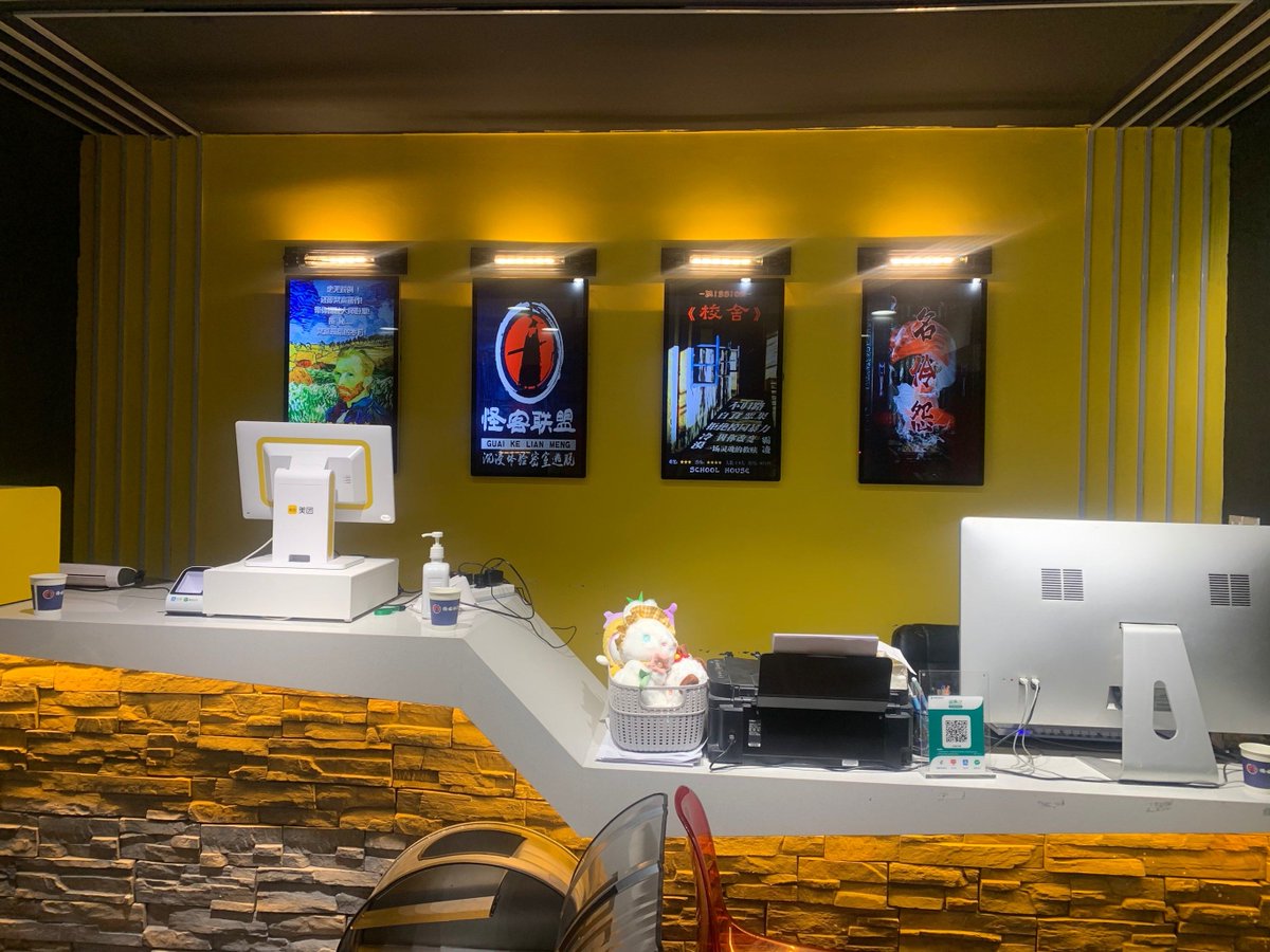 Oramcjlte's tweet photo. Increíble experiencia en la sala de escape de "Misterio del Cementerio Antiguo"! 4 horas de intriga, trabajo en equipo y sorpresas que no te esperas. Totalmente recomendado para amantes de los acertados. Volveremos pronto!， https://t.co/8N7ps3jGil