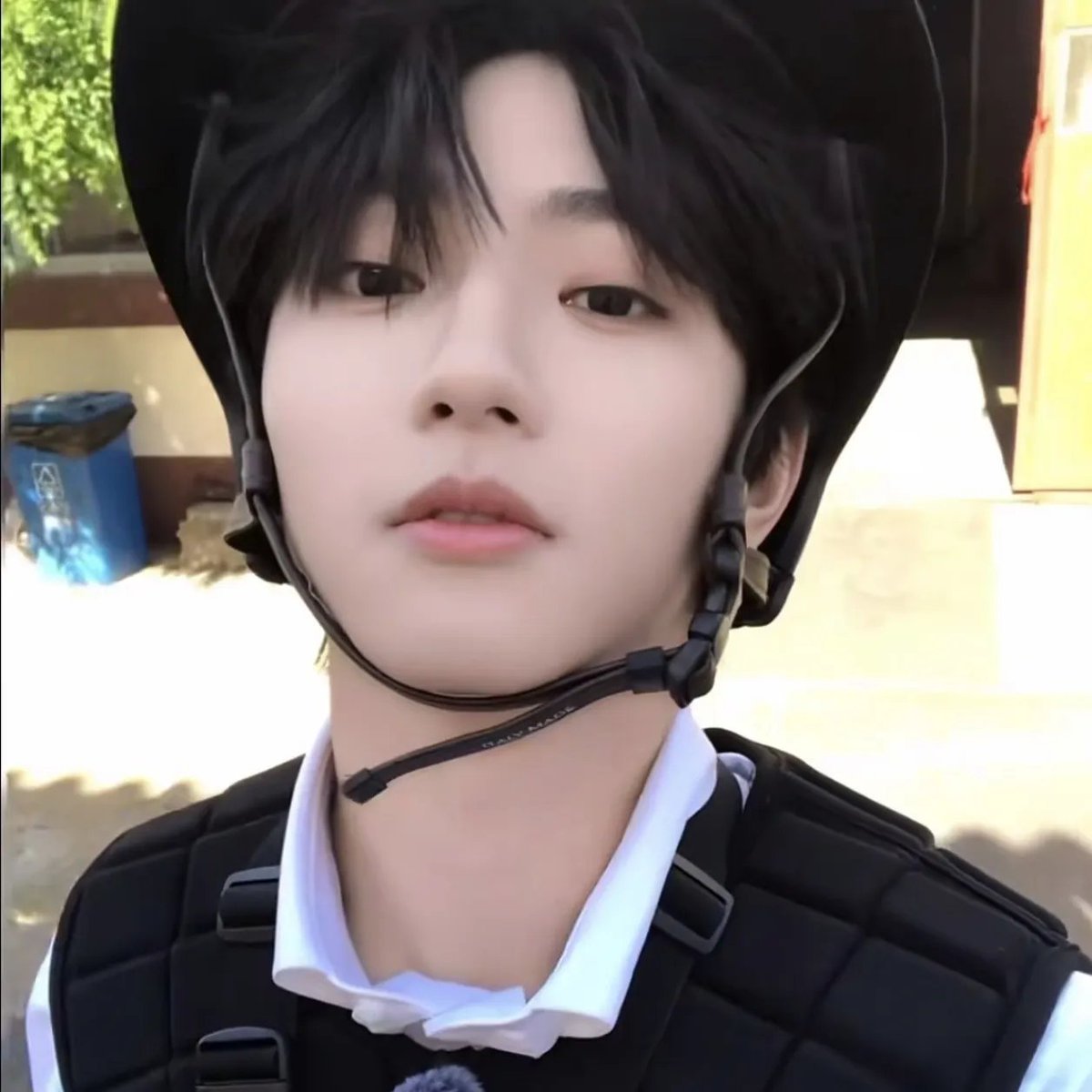 yyajmhappy's tweet photo. Pure charm on display.
ZHICHENG LOREAL SHOW 🎬
 
#MUZHICHENGxLorealParis
#MUZHICHENG https://t.co/dbxVoPpX8K