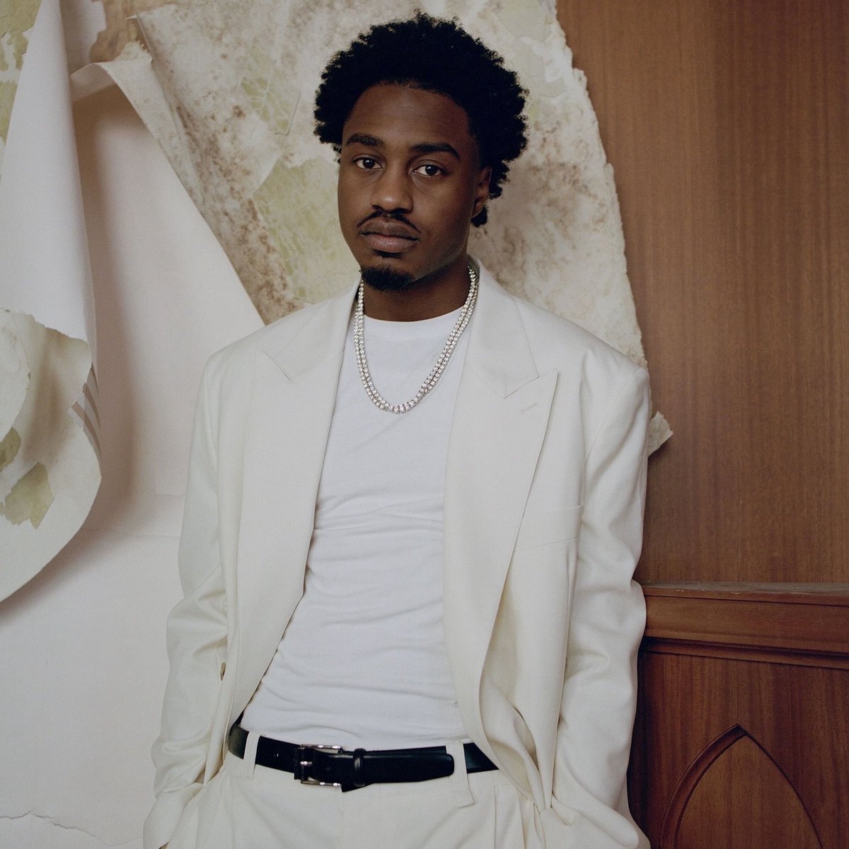 vinhlegacy's tweet photo. the first mainstream rapper to go underground again https://t.co/5KuLI9jBbk