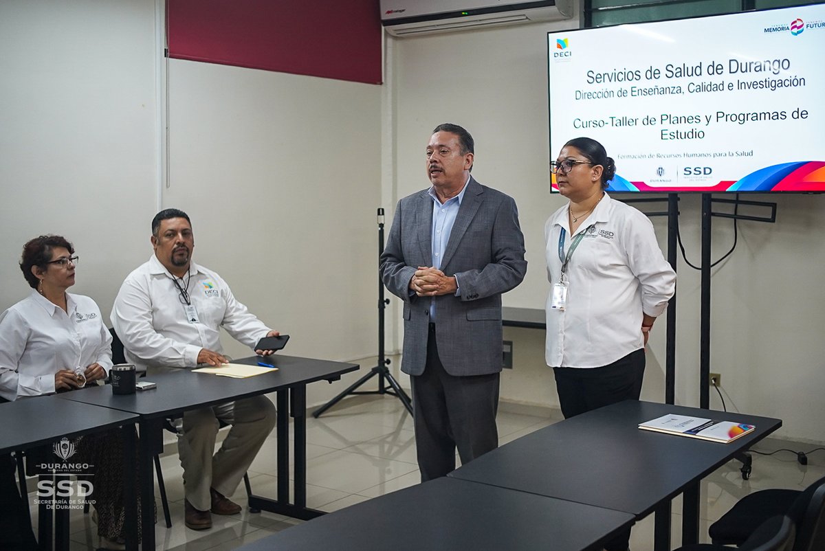 SSDurango's tweet photo. Personal de la Facultad de Psicología y Terapia de la Comunicación Humana participaron en el Curso impartido por la Dirección de Enseñanza de la #SSD que fortalece la evaluación de Planes y Programas de Estudio para su pertinencia con las necesidades de formación profesional. https://t.co/iDHAZbzqUX