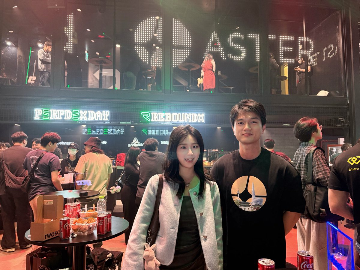 DabsWeb3's tweet photo. Dear @Leonard_Aster, please step up and show us your capabilities as a CEO. We believe in your leadership and the vision behind @Aster_DEX, which is why we need you to hear the concerns of your investors and community.

Please don’t stay silent while $ASTER continues to struggle. We genuinely believe $ASTER deserves a much better price than what it is currently trading at, and we hope to see the team take meaningful steps to address the concerns of the community.