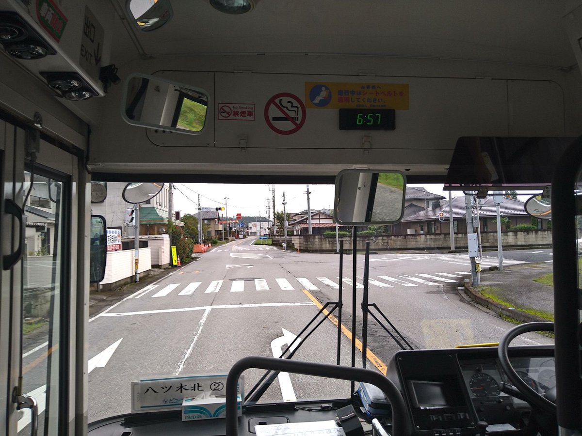 Eku_lightline's tweet photo. #県東県南地域高規格道路高速道路巡り
①会社で洗車をしているシーン
② @JMUJUG / @IWAA_SAWWAA 様を送迎中のシーン
③担当ドライバー様の運転シーン
④芳賀町工業団地管理センターにいるシーン https://t.co/nB3IwnS44O