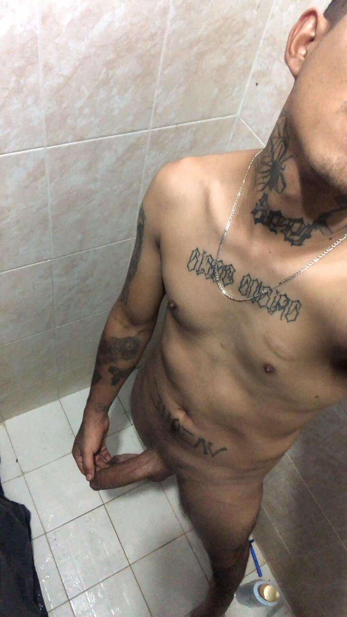 packregio2's tweet photo. ALEJANDRO 🔥

#heteroregio #pack #mty #heterocurioso #alejandrochacal #vergudo https://t.co/6uAH6Pvw9J