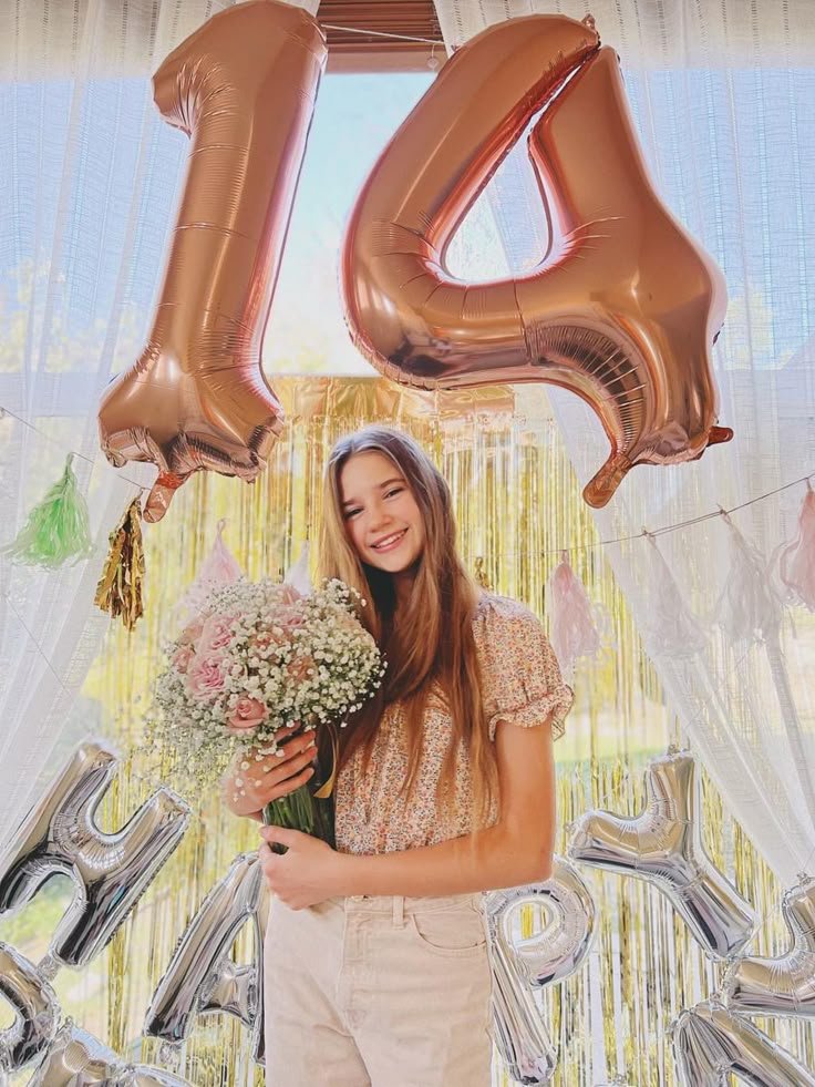 KarolinaroRose's tweet photo. 13,14,15,16,17....my birthday is coming soon 💫🎻 https://t.co/s9Y9zXk1d6