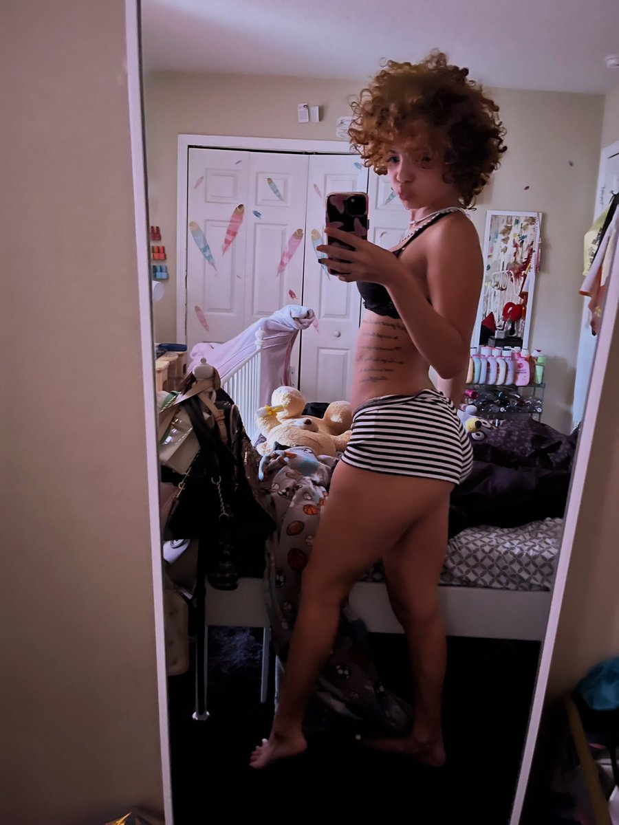 ceonanaa's tweet photo. Afternoon pics 💋 https://t.co/XlJw1KB0uB