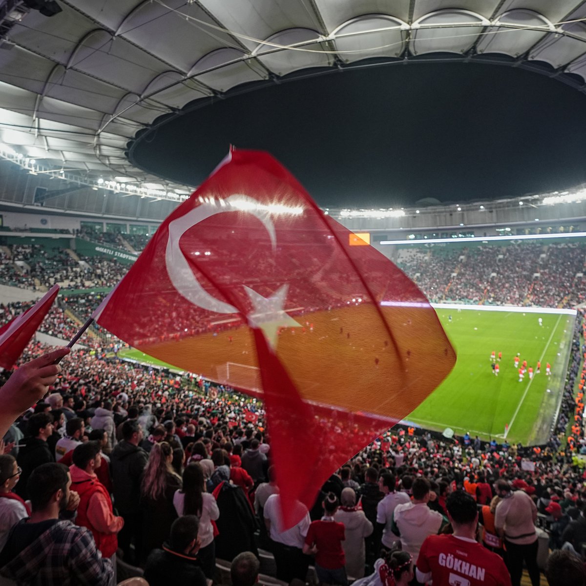 bosunatiklama's tweet photo. Tribünler, TFF'yi de istifaya davet ediyor. https://t.co/WC0N6iOmTB