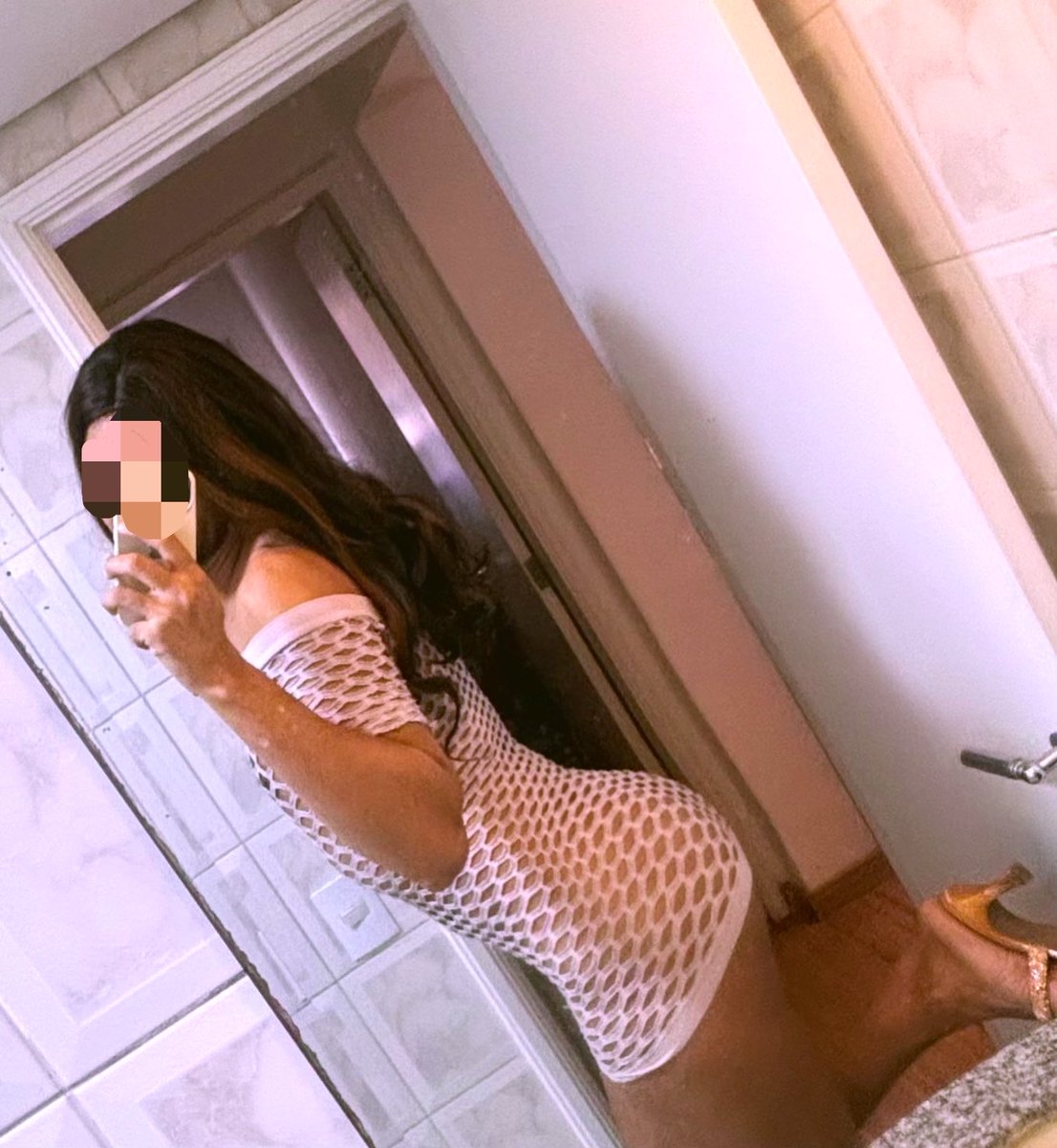 ANINHA_CD01's tweet photo. Oi gente sou nova por aqui estou aqui querendo gravar! 
E me divulgar nas plataformas digitais … quem quiser me conhecer me chamar. @ComedorCDzinhas @NegaoNetao #Cdzinha https://t.co/AJ2u5N17Eu