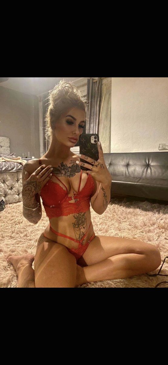 irl_exposer_2's tweet photo. Emma 28 submitted by her work friend https://t.co/GgAhOd0rW3