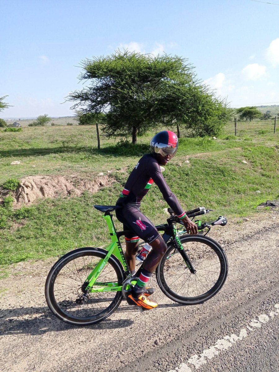StravaBoy4m's tweet photo. Preparing for Triathlon Races in every way possible, if you meet this post pls follow my journey, 🙏😁 Kenyans msipite hii I'm your own https://t.co/WwblspPG4r